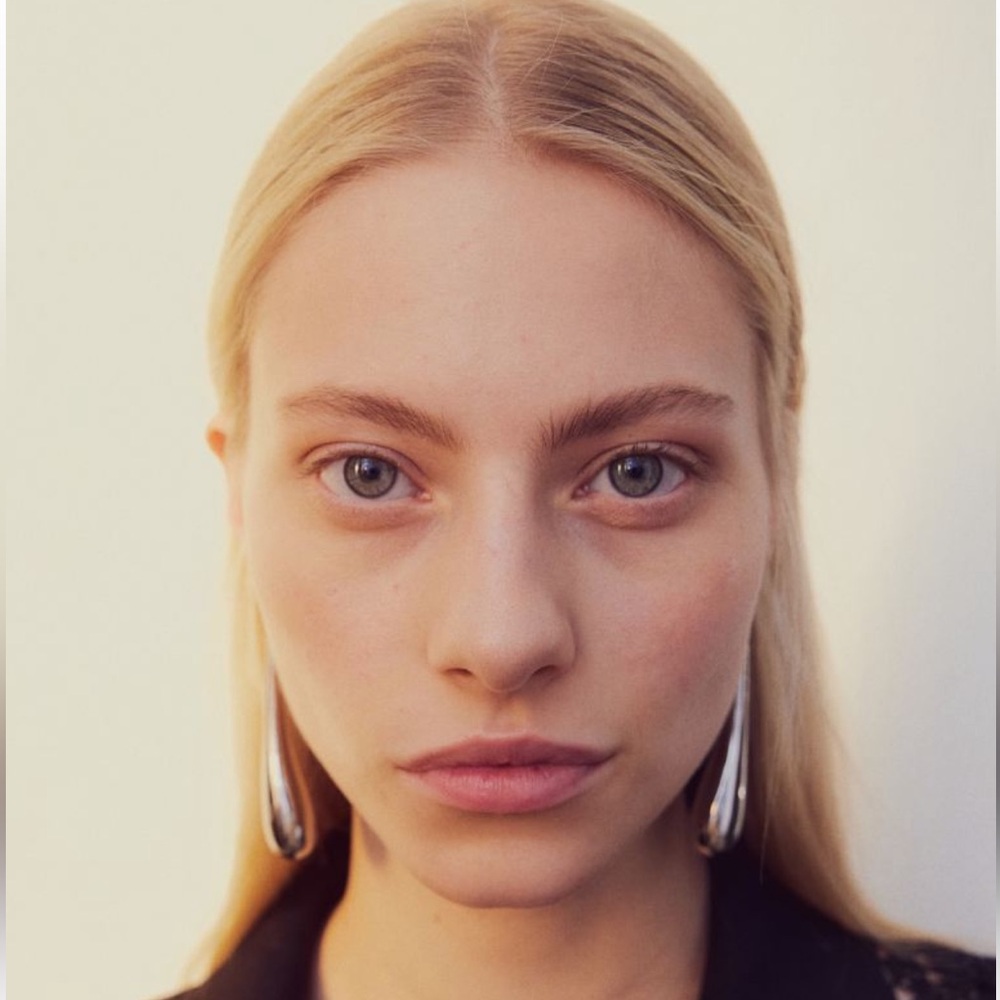 NWOT Teardrop earrings